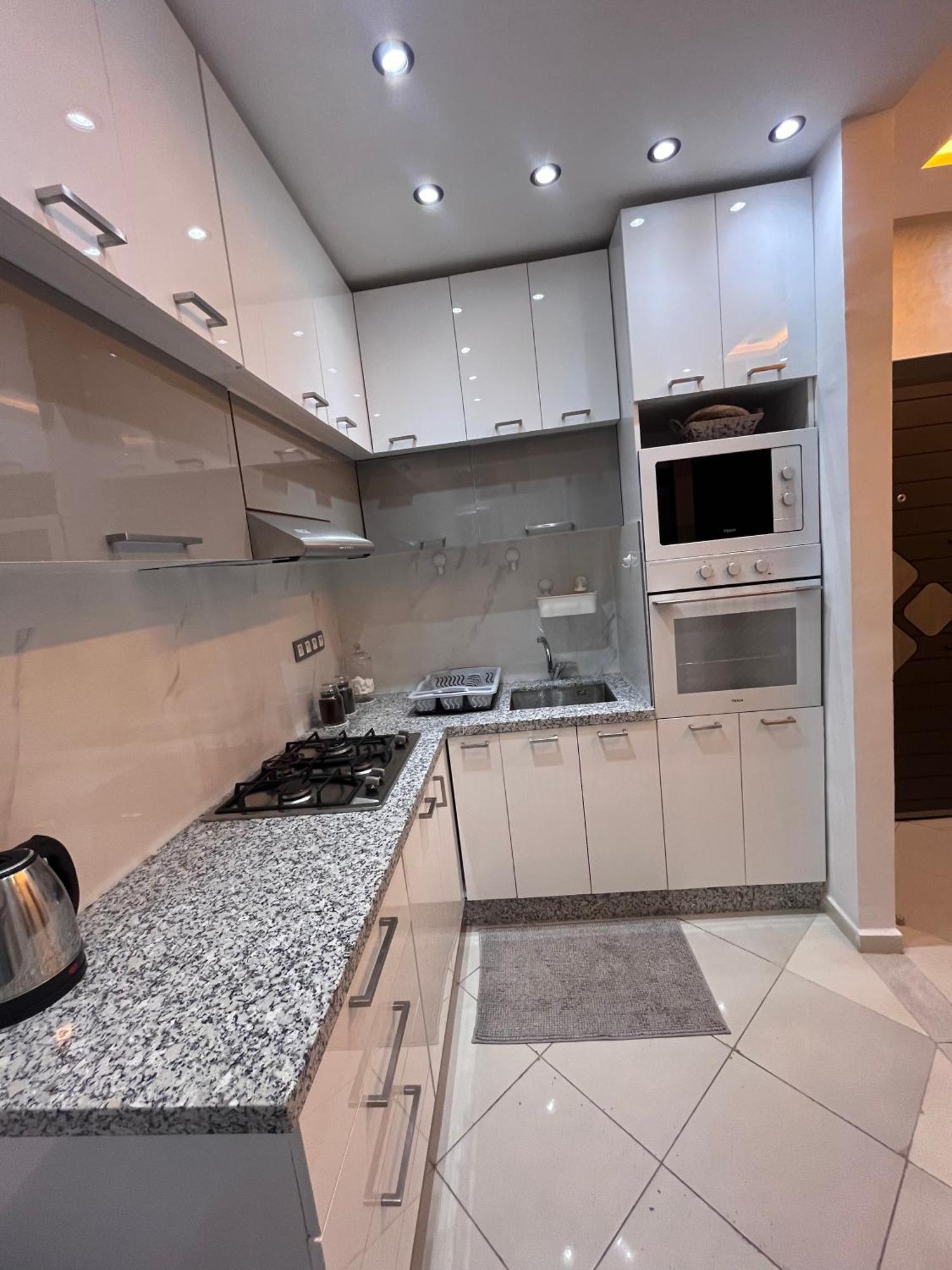 Appartement Renove Avec Style Et Parking Surveille Marrakesh Eksteriør bilde